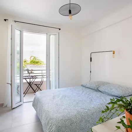 3pieces Au Centre D'antibes Apartmán *